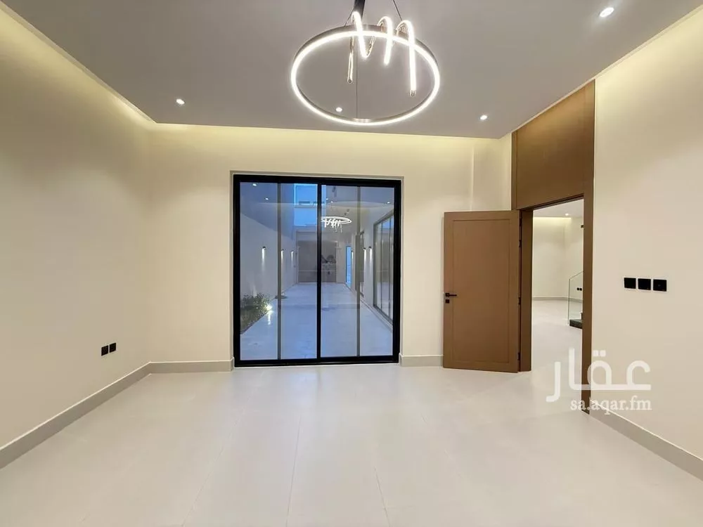 فيلا 5 غرف في المهدية 6