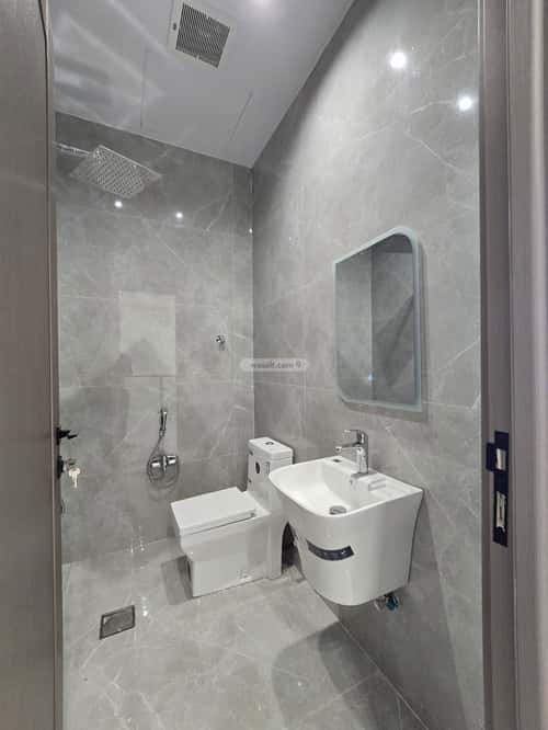 5 bedroom villa in Al Bayan 1