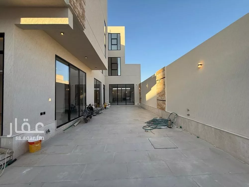 فيلا 6 غرف في المهدية 11