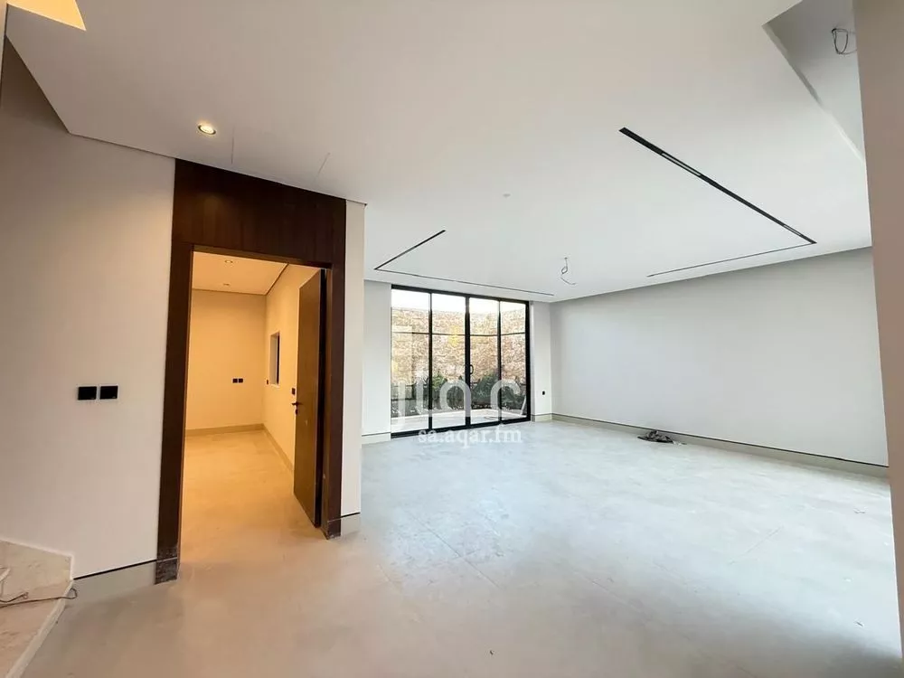 فيلا 6 غرف في المهدية 15