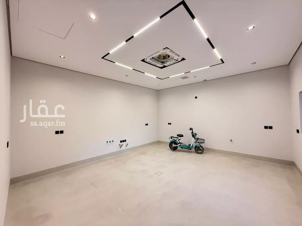 فيلا 6 غرف في المهدية 5