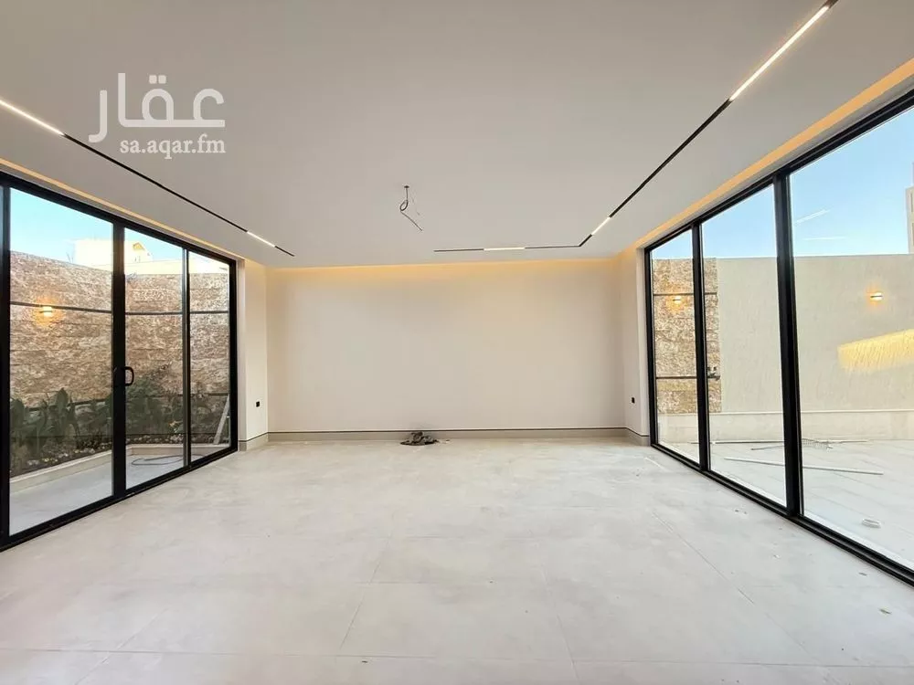 فيلا 6 غرف في المهدية 7