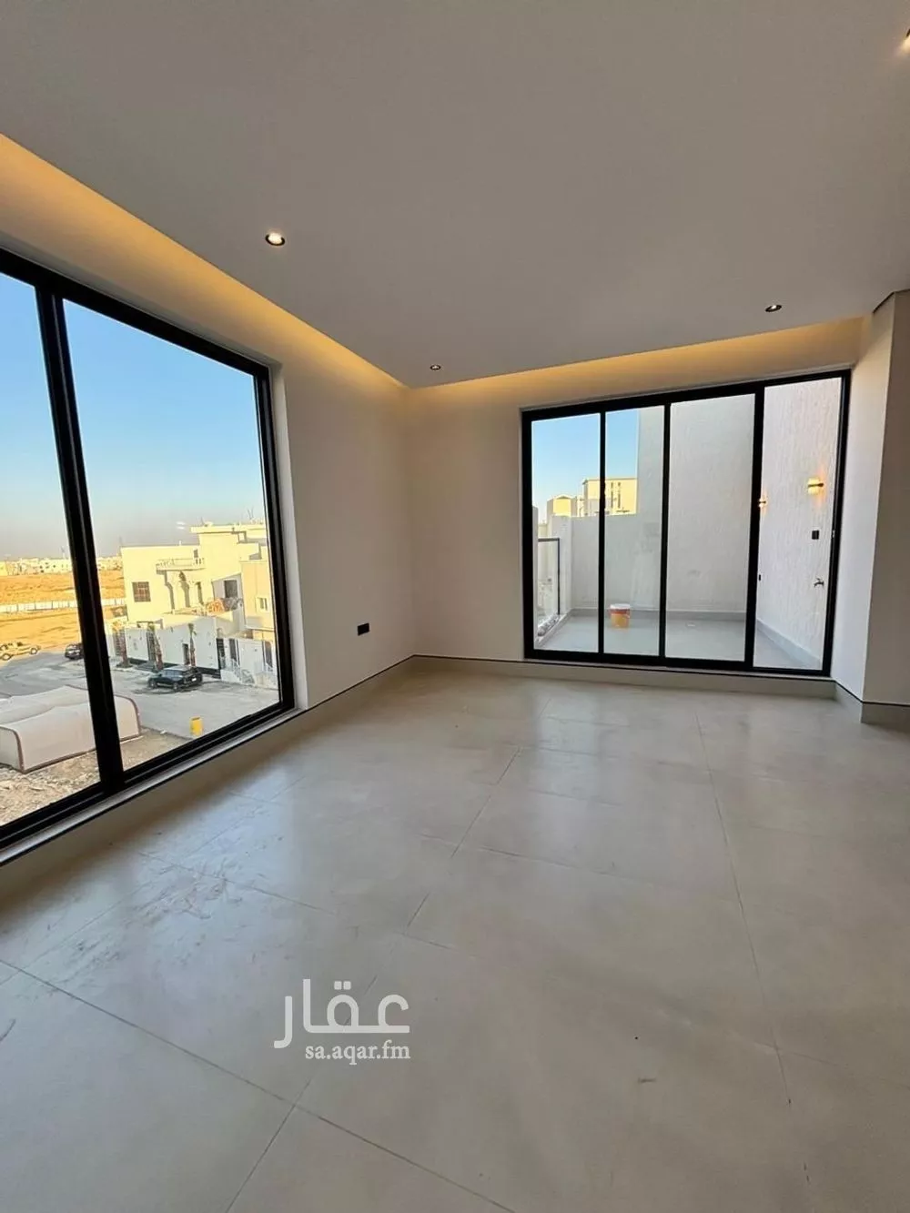 فيلا 6 غرف في المهدية 10