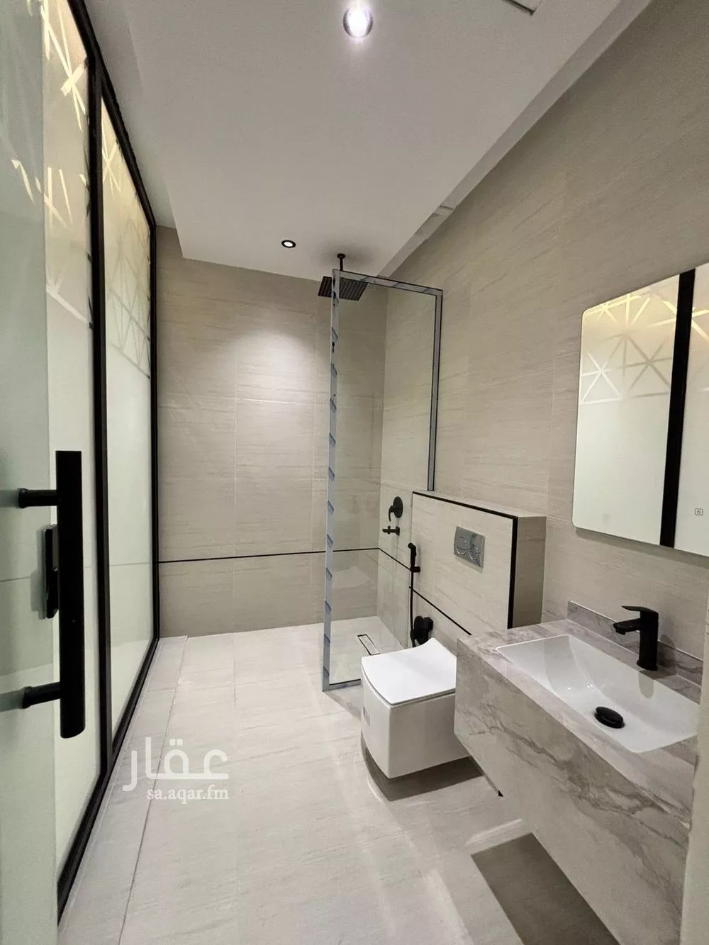 فيلا 5 غرف في المهدية 16