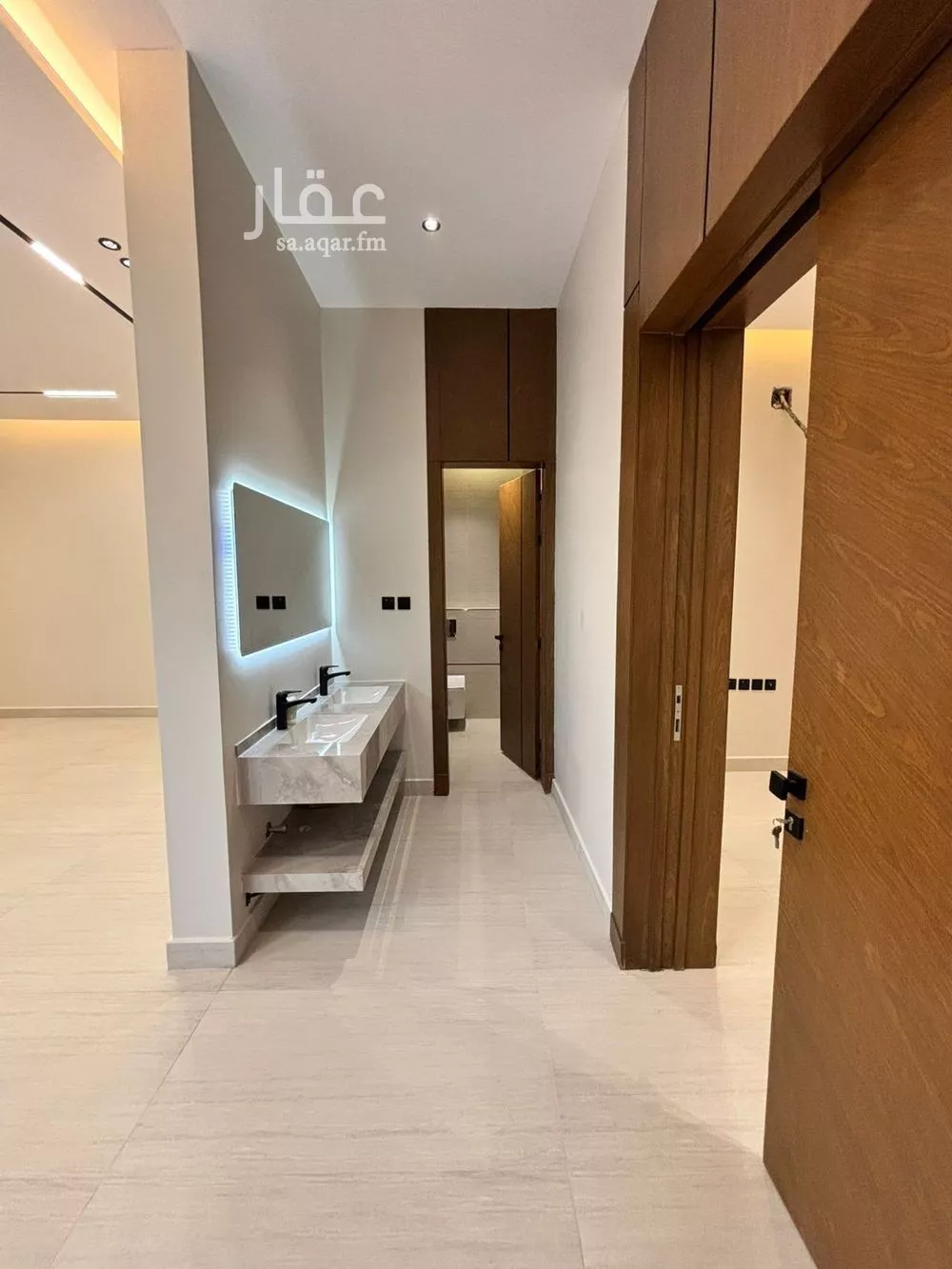 فيلا 5 غرف في المهدية 10