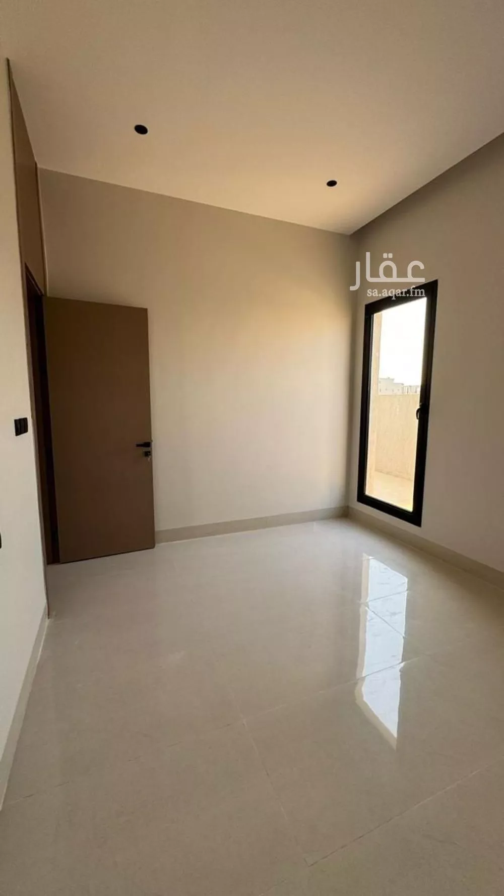 فيلا 6 غرف في المهدية 12