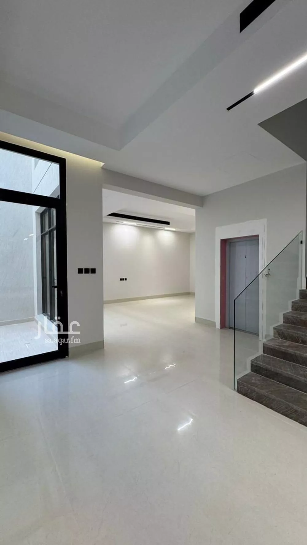 فيلا 6 غرف في المهدية 15