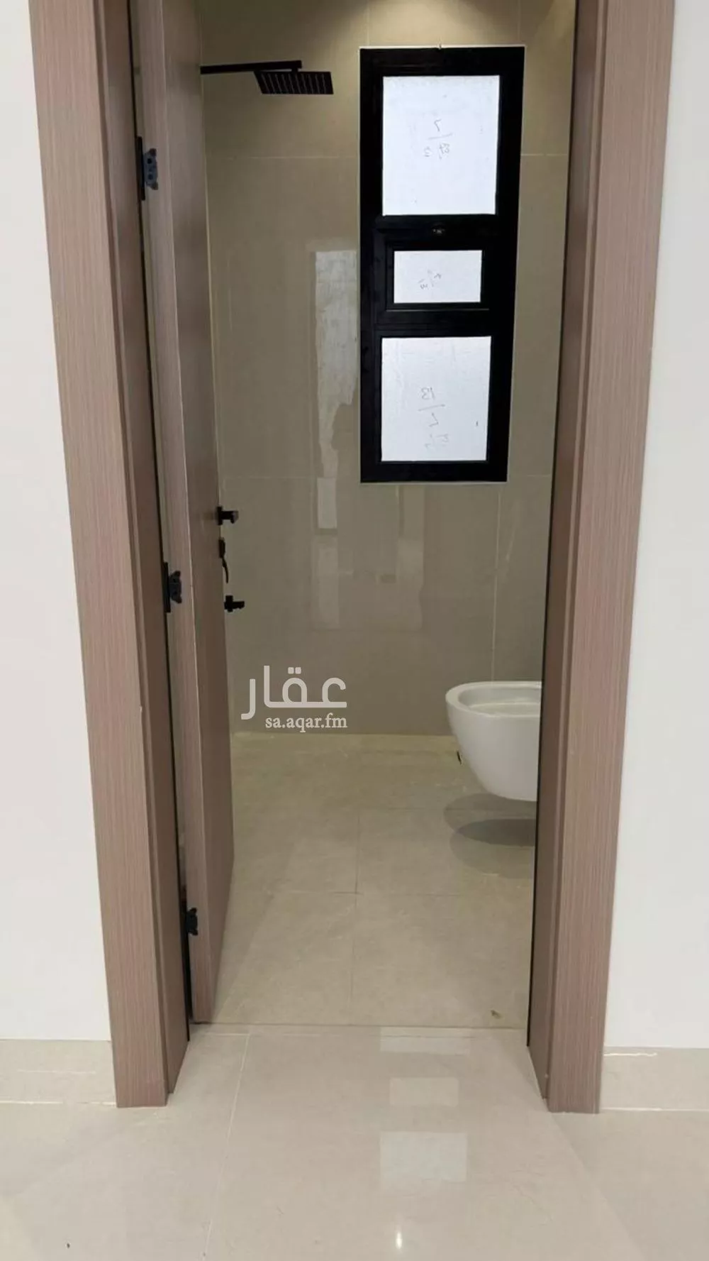 فيلا 6 غرف في المهدية 9