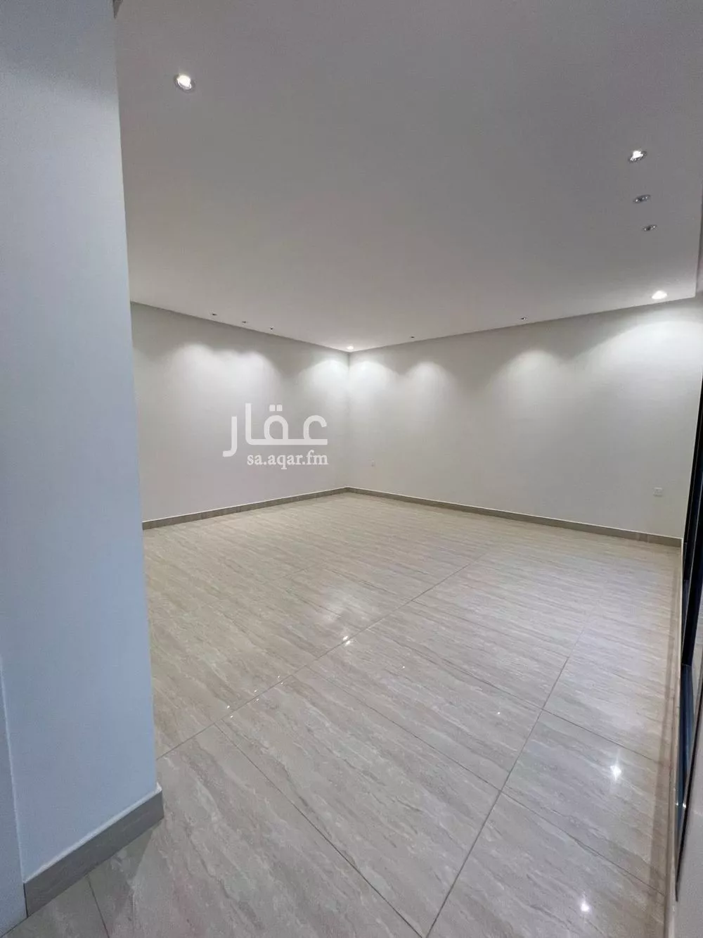 فيلا 5 غرف في المهدية 12