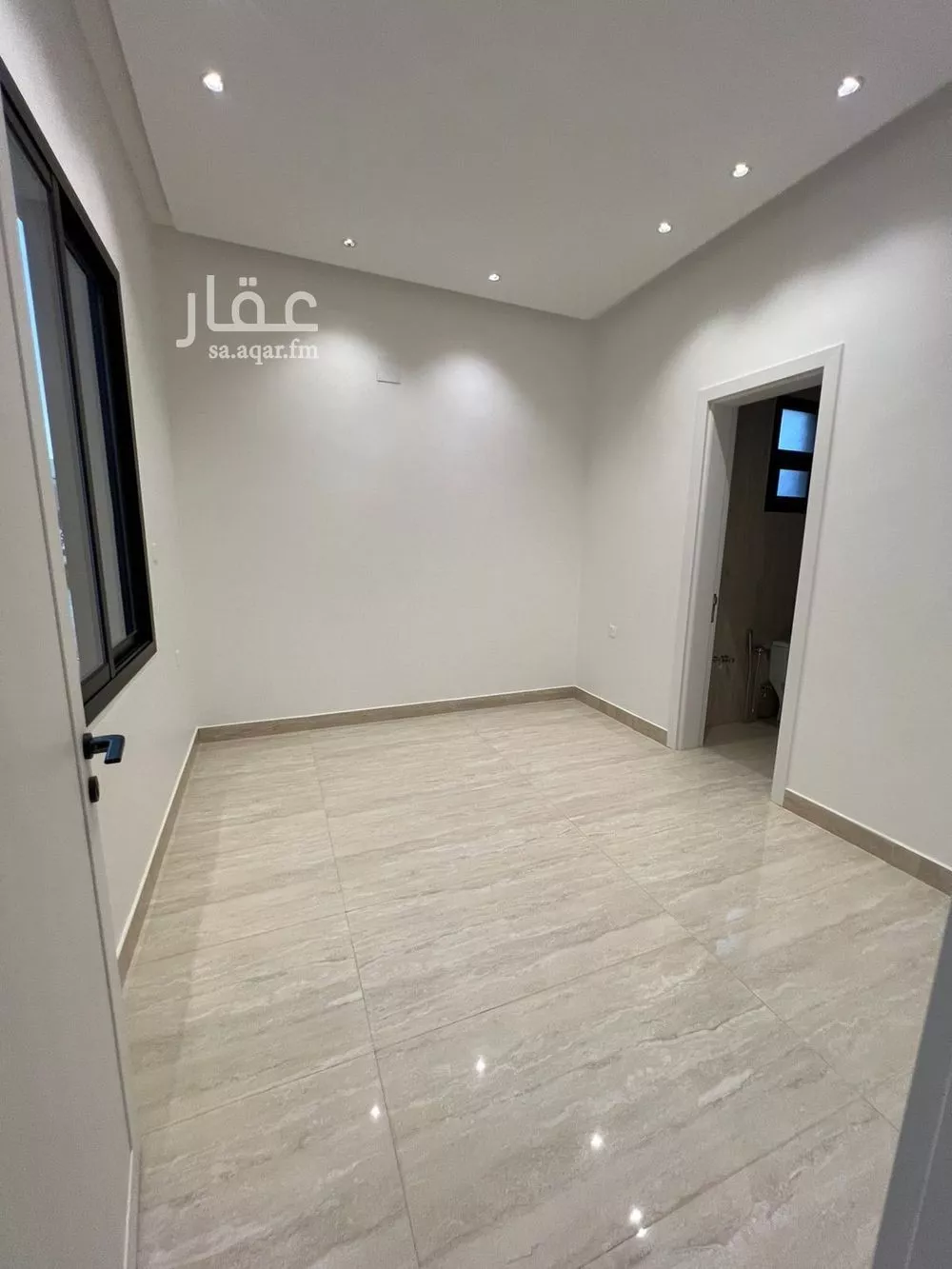 فيلا 5 غرف في المهدية 13