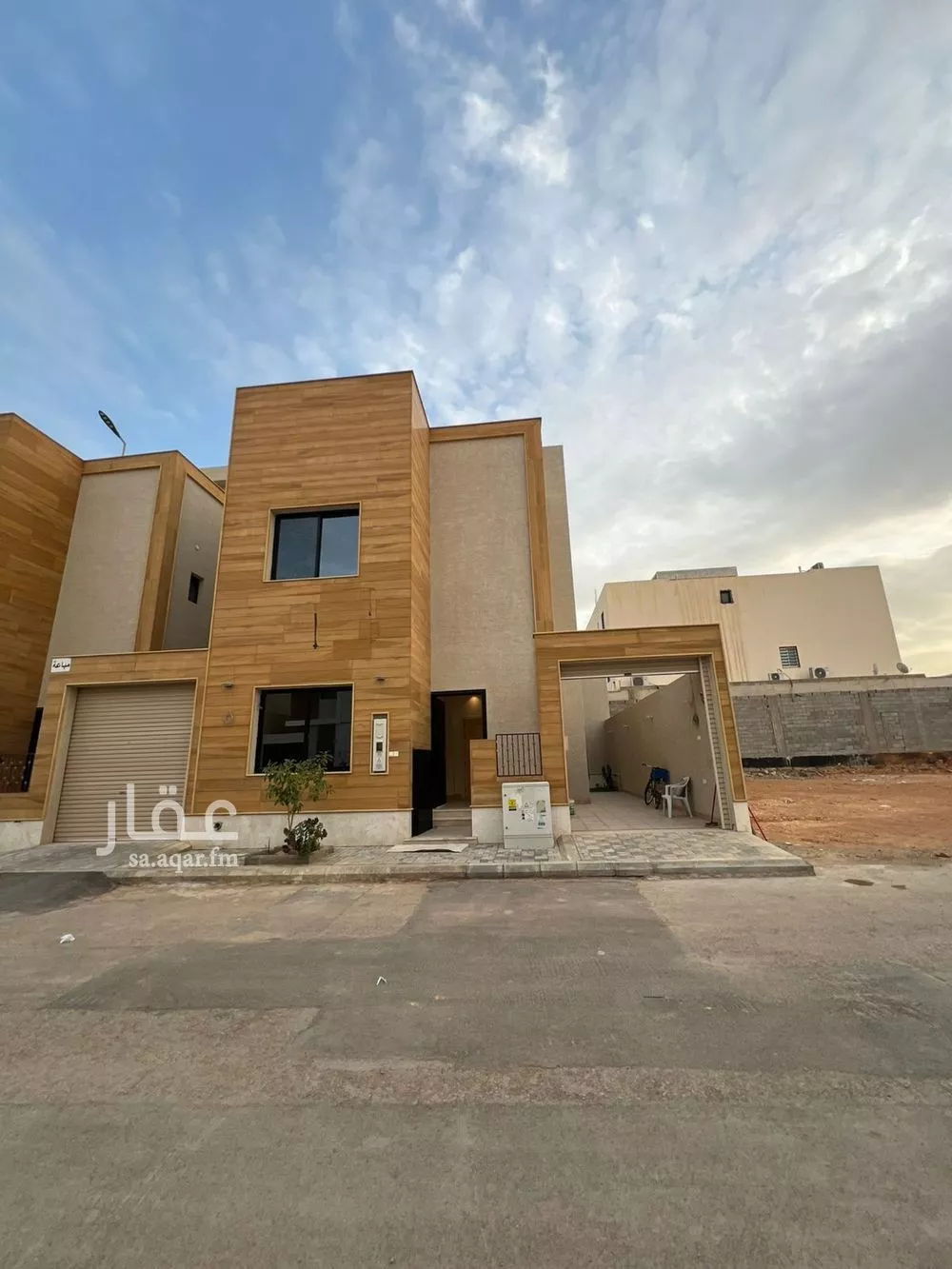 فيلا 5 غرف في المهدية 6