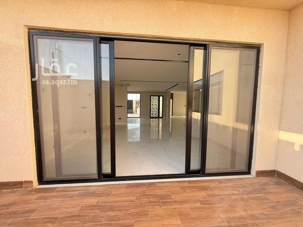 فيلا 5 غرف في المهدية 12