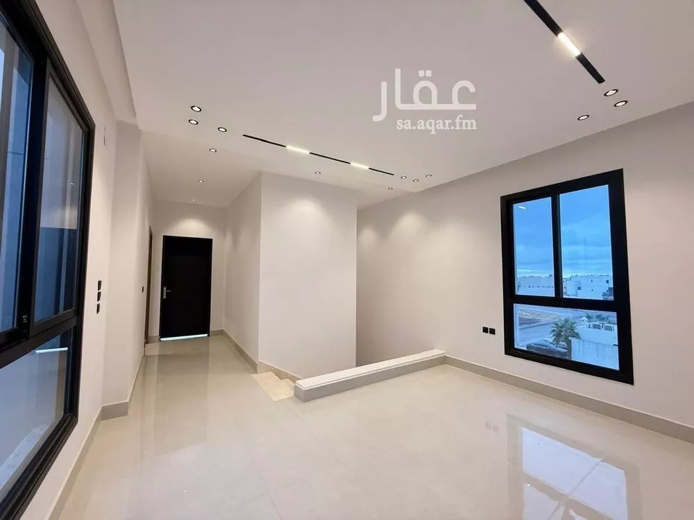 فيلا 6 غرف في المهدية 12