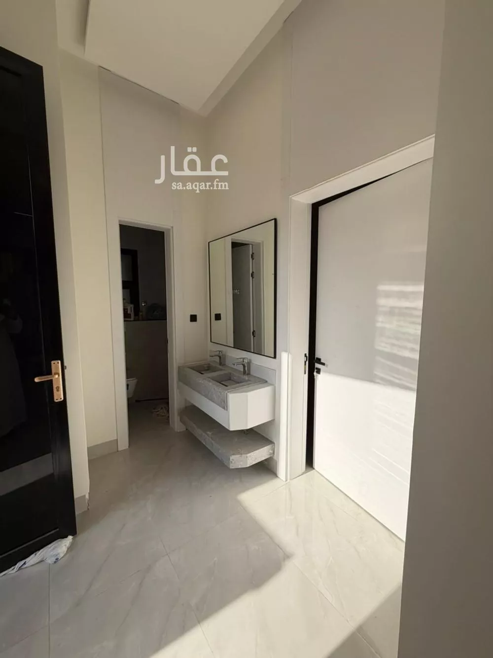 فيلا 6 غرف في المهدية 15