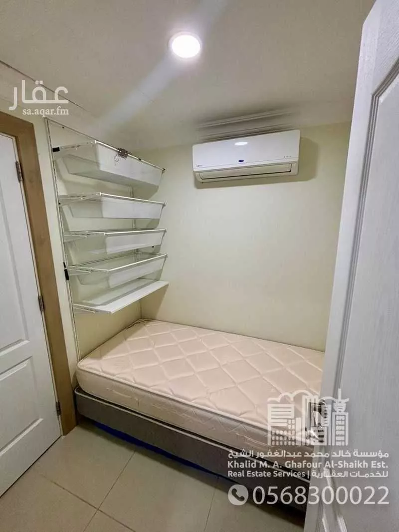 3 bedroom apartment in Al Qusur 15