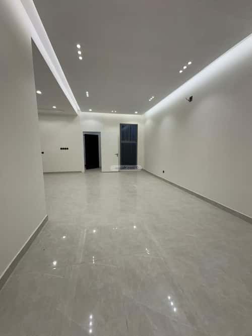 4 bedroom floor in Al Janadriyah 5