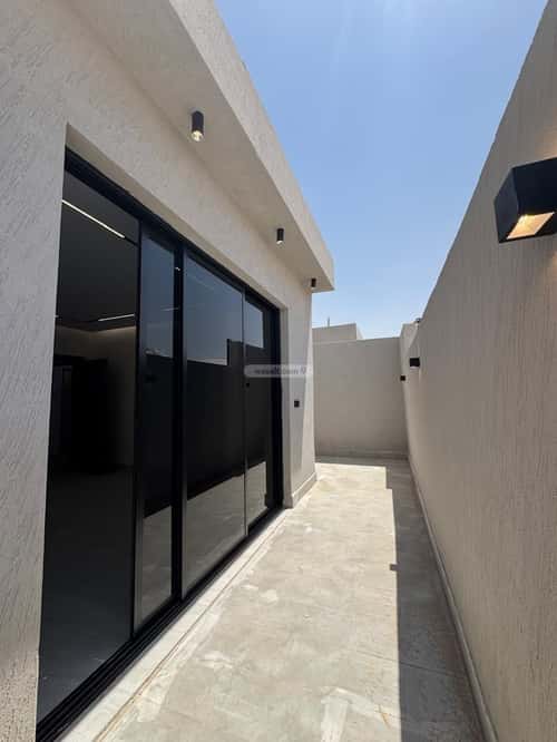 شقة 4 غرف في البيان 2