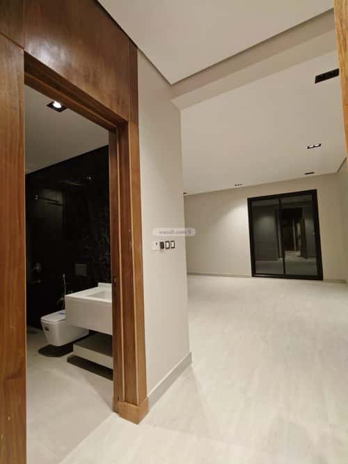 5 bedroom villa in Al Rimal 4