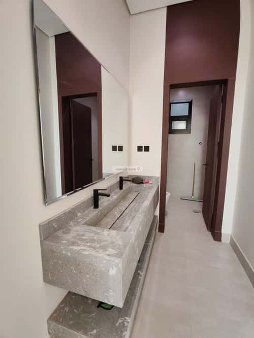 5 bedroom floor in Al Rimal 7