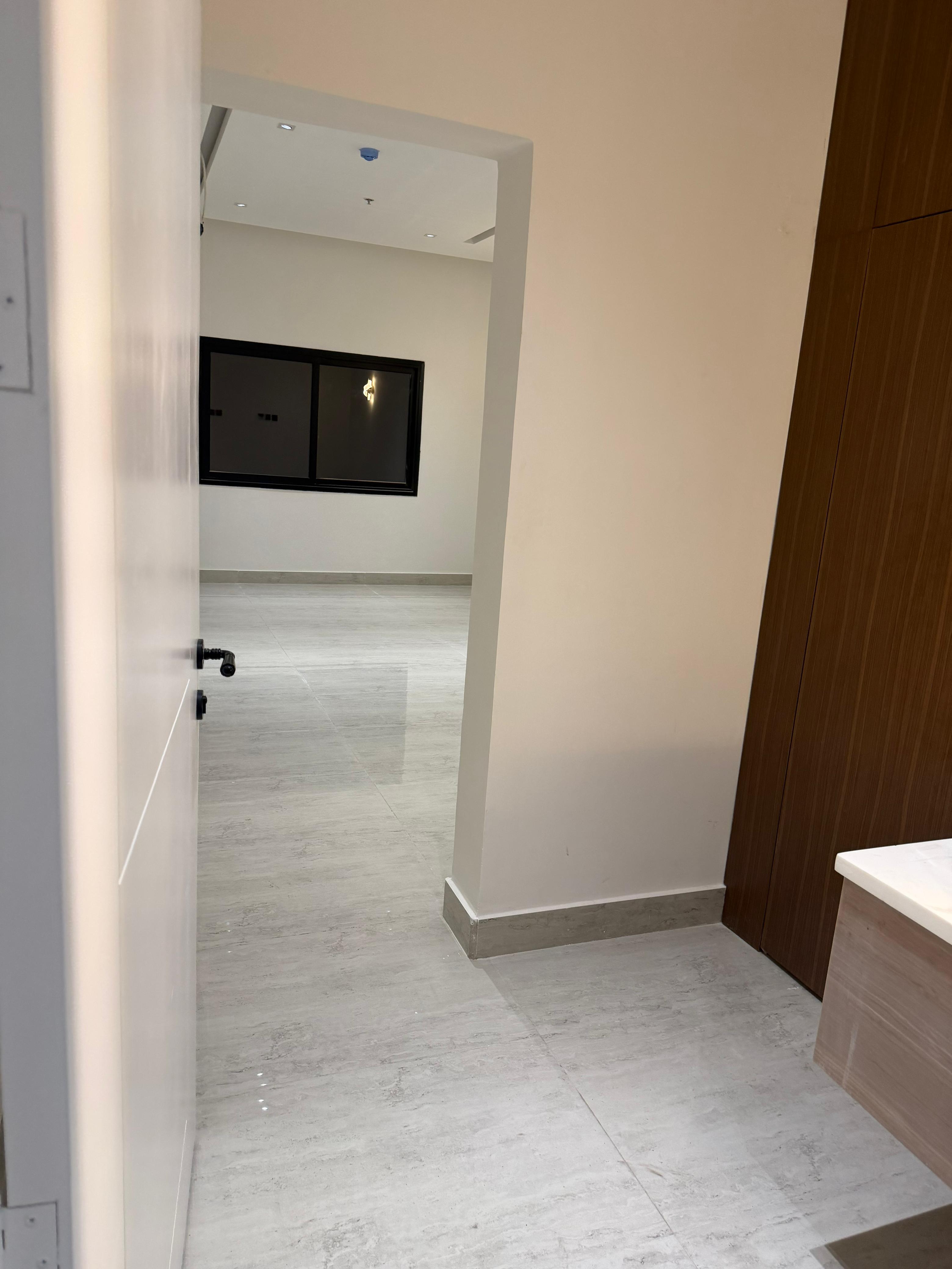 3 bedroom apartment in As Saif 5