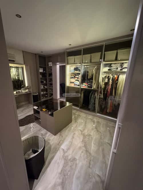 فيلا 3 غرف في العارض 2