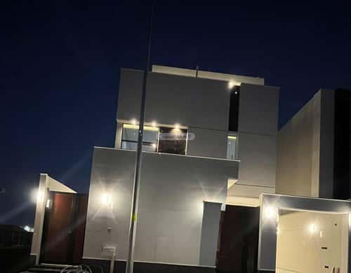 فيلا 4 غرف في الرمال 2