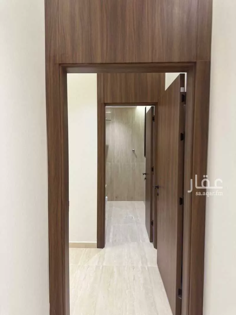 شقة 5 غرف في السكة الحديدية 7