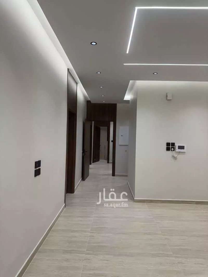 شقة 5 غرف في السكة الحديدية 10