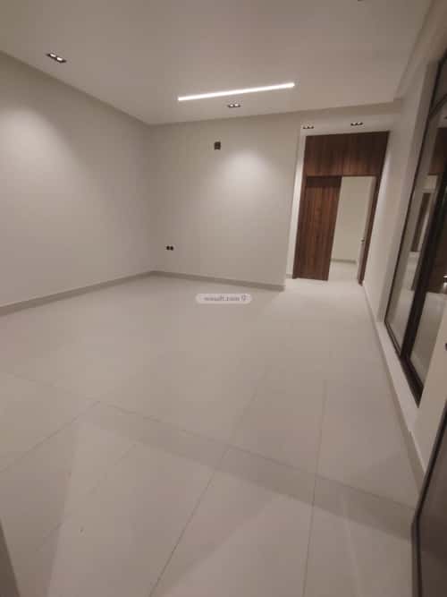 3 bedroom floor in Al Khaleej 2
