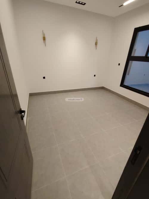 3 bedroom floor in Al Munsiyah 5