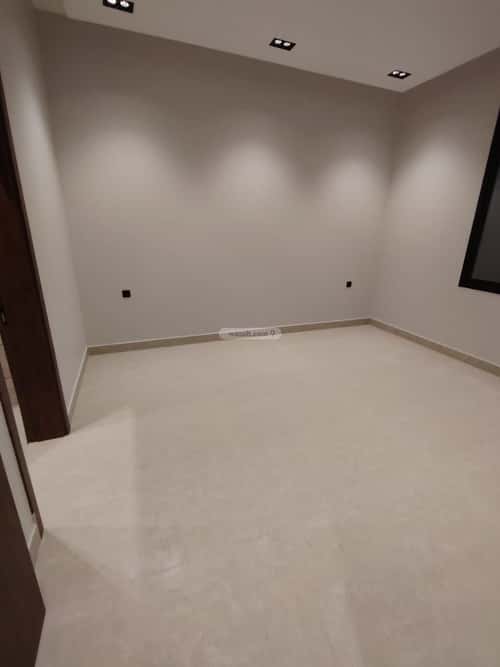 3 bedroom floor in Qurtubah 1