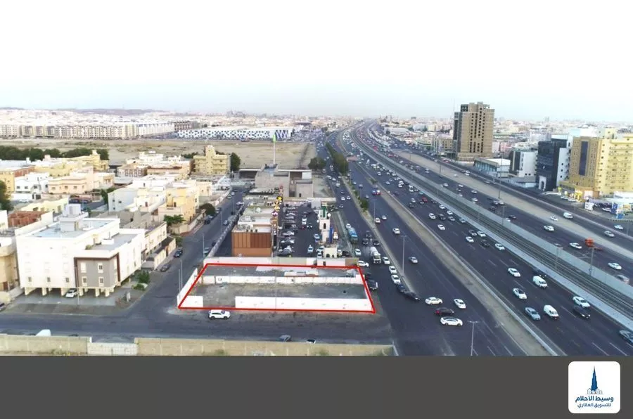 أرض 1486 م² في المنار 2