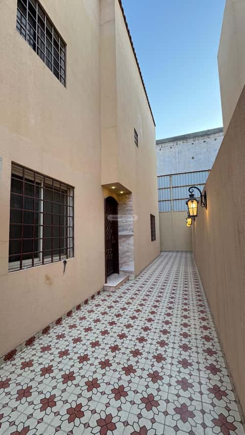 6 bedroom villa in Al Aqiq 2