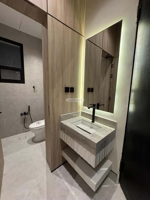 4 bedroom floor in Al Maizilah 8