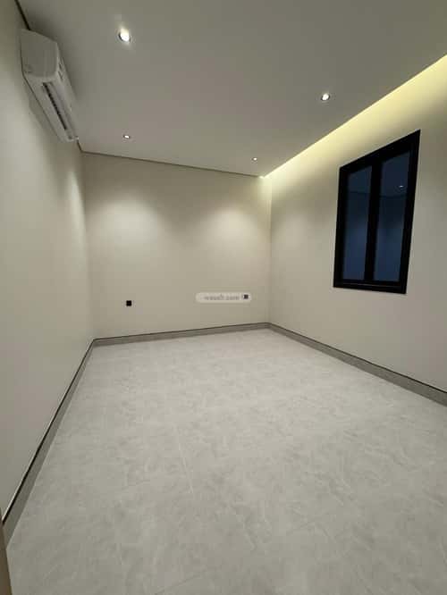 4 bedroom floor in Al Maizilah 11