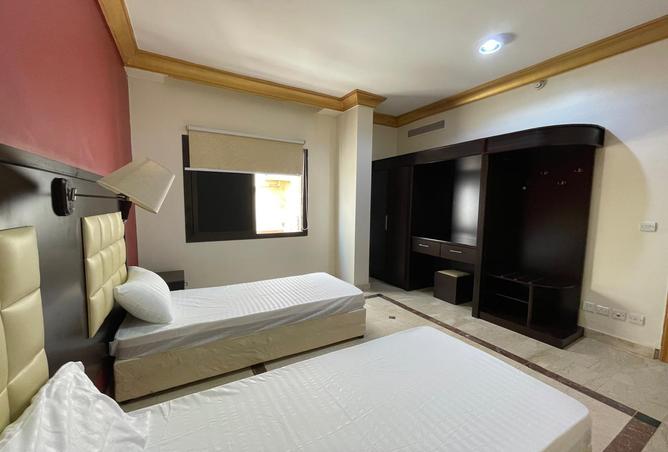 1 bedroom apartment in Al Salamah 3