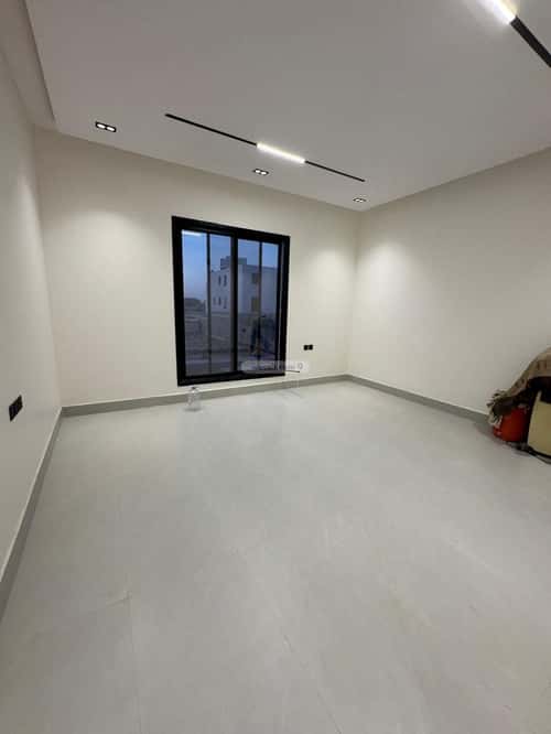 4 bedroom floor in Al Maizilah 5