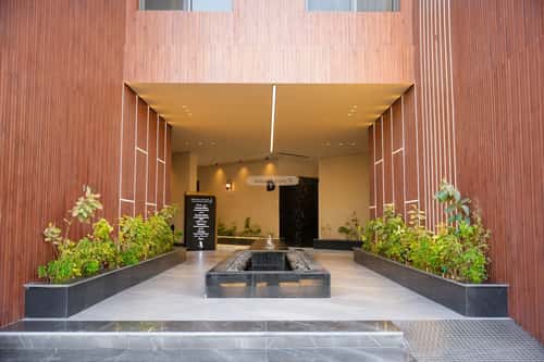 2 bedroom apartment in Al Munsiyah 5