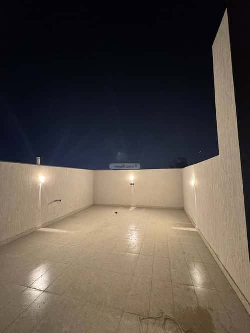 5 bedroom villa in Al Janadriyah 8