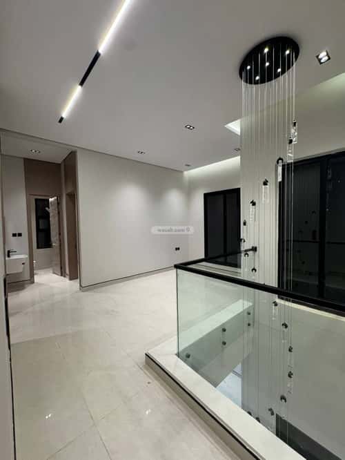 5 bedroom villa in Al Janadriyah 5