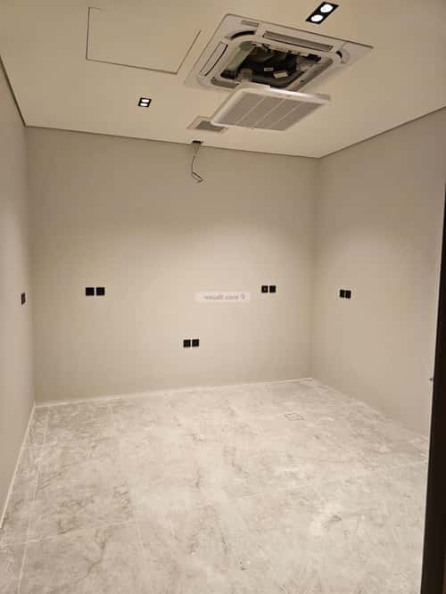 3 bedroom floor in Al Aridh 1