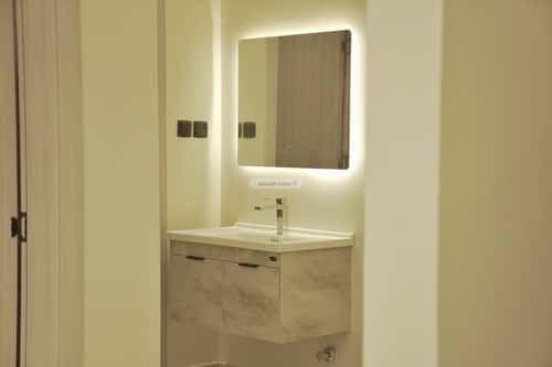 5 bedroom villa in Al Janadriyah 1