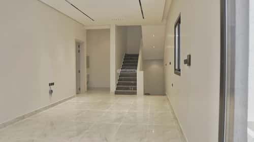 5 bedroom villa in Al Janadriyah 4