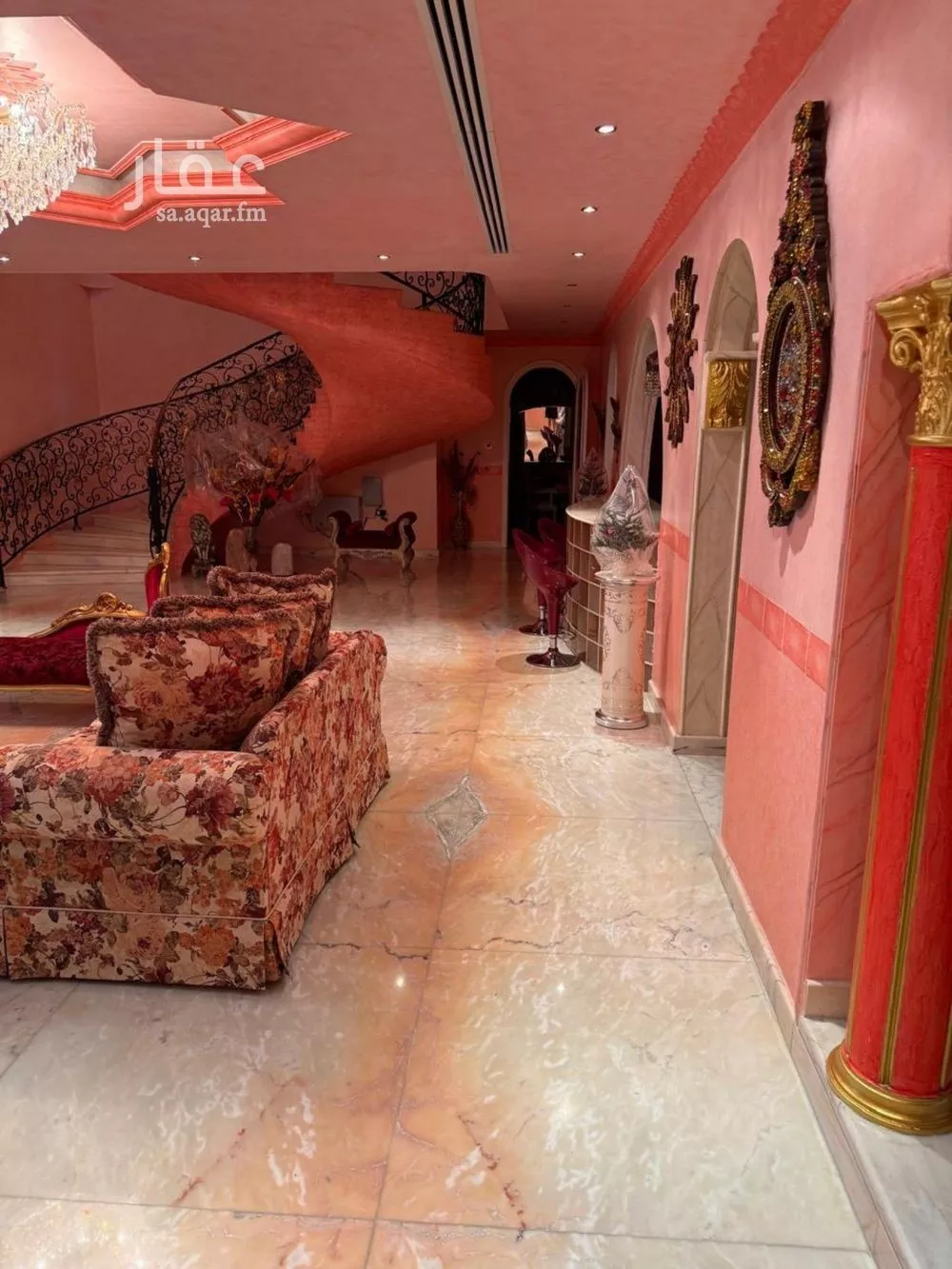 5 bedroom villa in Al Aqiq 3