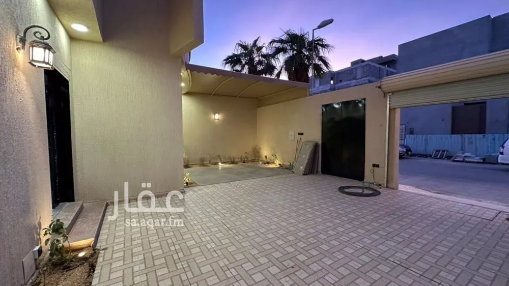 5 bedroom villa in Al Yasmin 11