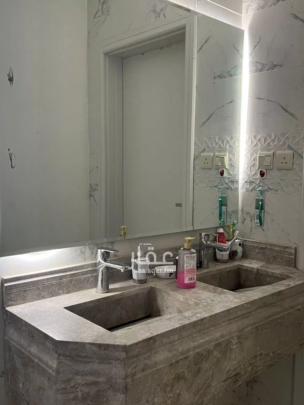 6 bedroom villa in King Faisal 2