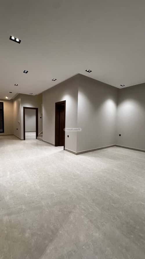 5 bedroom villa in Al Yarmouk 5