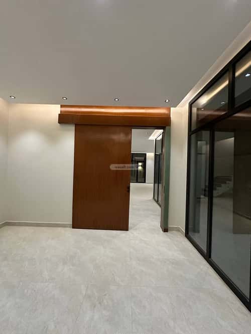 4 bedroom villa in King Faisal 3