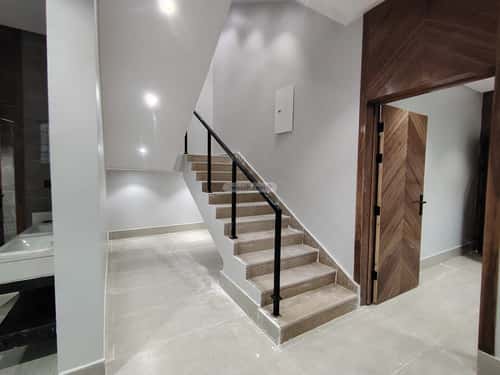 5 bedroom villa in Okaz 3