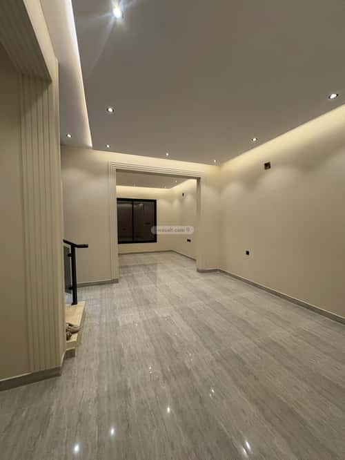 6 bedroom villa in Al Uraija Al Gharbi 3